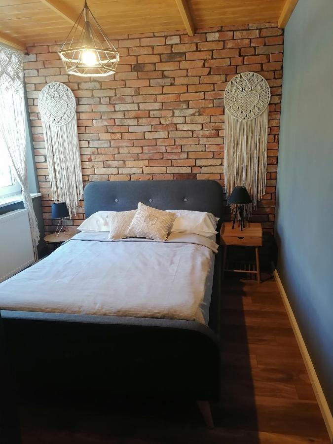 Apartament Jelen Apartamento Złotów Exterior foto